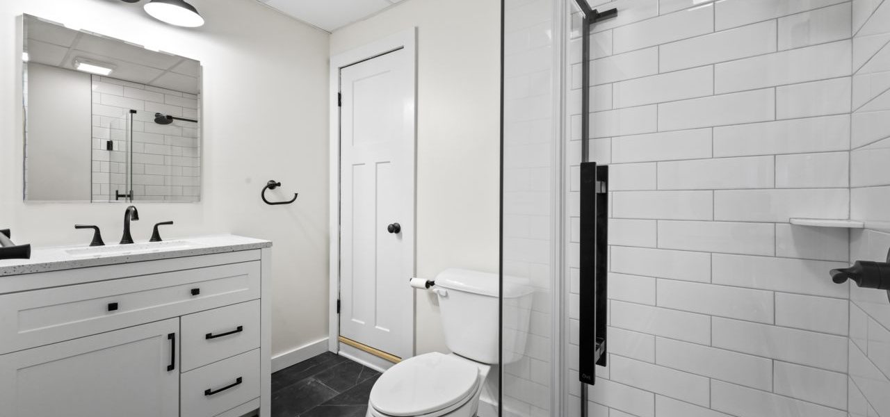 Interior view of a warm and stylish 1-bedroom apartment at 33 Franklin St #2 in downtown Saratoga Springs, NY with updated finishes and walkable access to shops and dining.