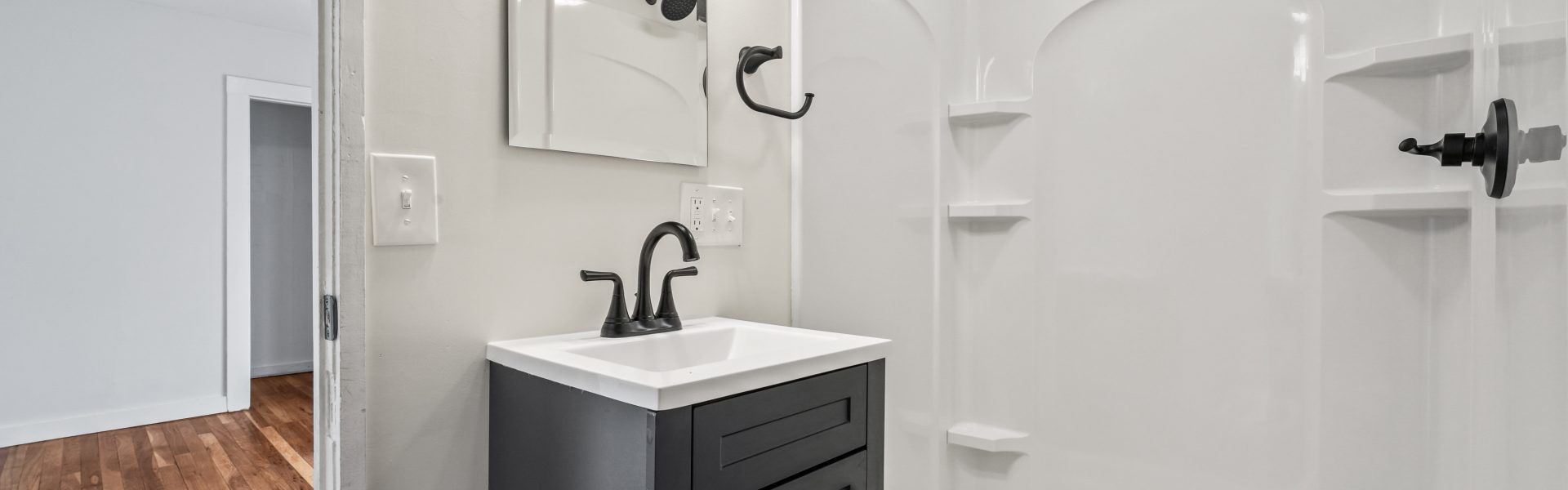 Modern apartment for rent at 35 Saratoga Ave #4 in South Glens Falls, NY