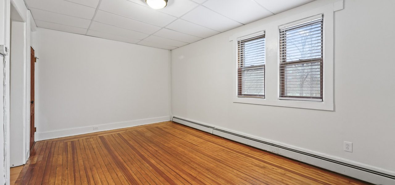 Interior view of a charming 1-bedroom apartment at 33 Franklin St #4 in downtown Saratoga Springs, NY, near Broadway shopping and dining.