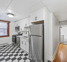 Interior view of a charming 1-bedroom apartment at 33 Franklin St #4 in downtown Saratoga Springs, NY, near Broadway shopping and dining.