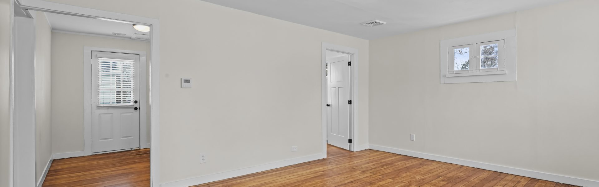 Rental apartment at 58 Lincoln Ave #5 in Saratoga Springs, NY
