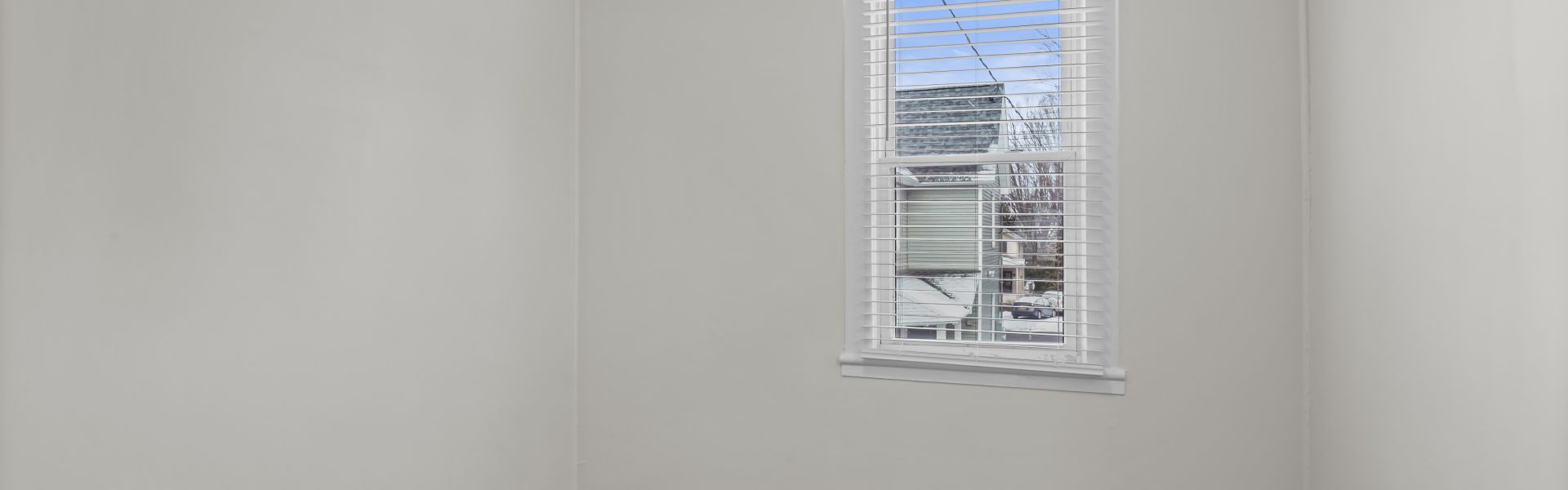 Rental apartment at 58 Lincoln Ave #5 in Saratoga Springs, NY